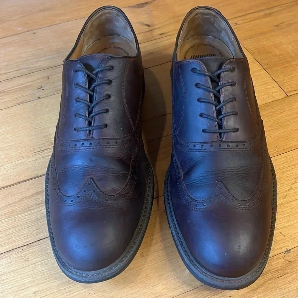 Hollis Wingtip Dk Brown Nu buck, Johnston&Murphy Men's Size 10.5